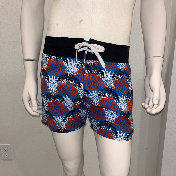 Board Shorts - Picture 9 of 11